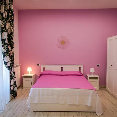 Terrazza Giulietta - Piazza Cavour * Nápoly