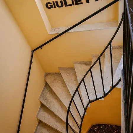 Apartamento Terrazza Giulietta - Piazza Cavour *